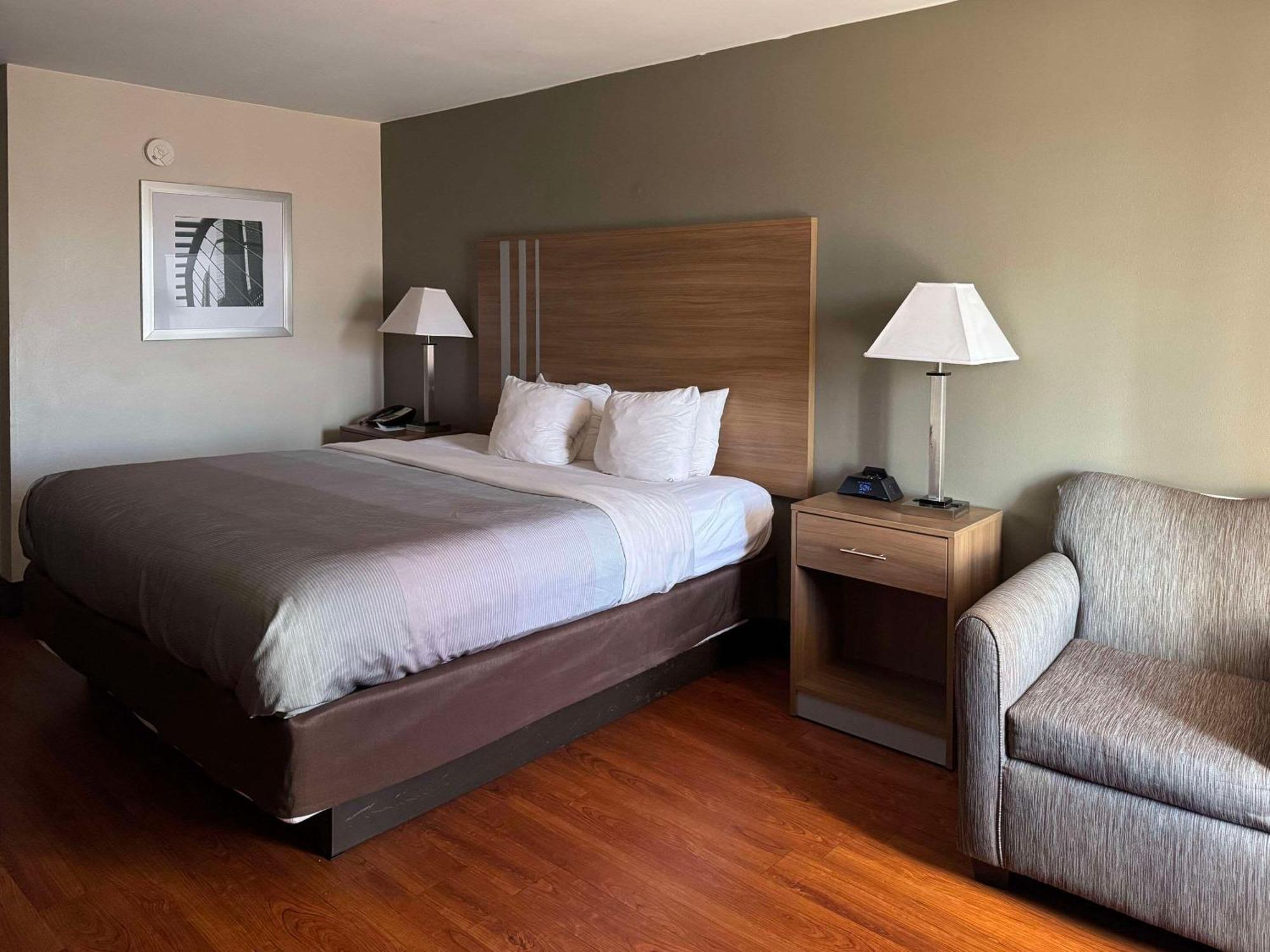 Quality Inn Lagrange East I-85 Exterior photo